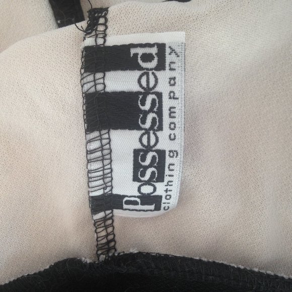 *5/$25* Peach Sheer Key Hole Crop Top - Picture 10 of 11